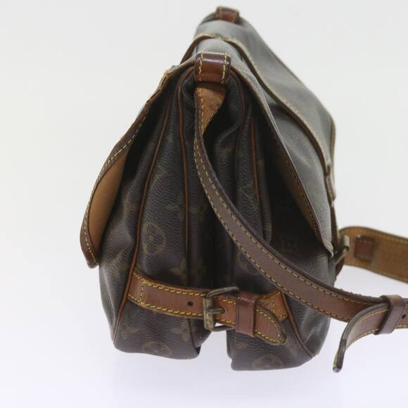LOUIS VUITTON Monogram Saumur 30 Shoulder Bag M42256 - Picture 6 of 13